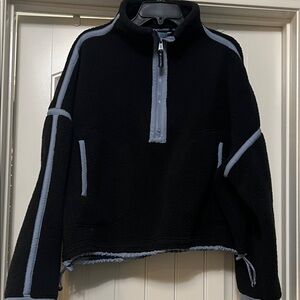 Free People sweatshirt like new,mountain high fleece pullover